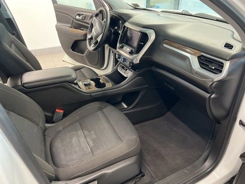 Used 2022 GMC Acadia SLE w/ Driver Convenience Package image 19