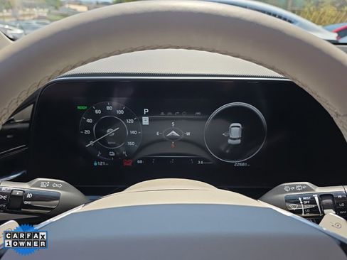 Used 2023 Kia Niro Wave image 41