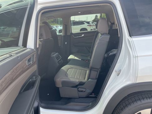 New 2026 Volkswagen Atlas SEL AWD/4WD image 25