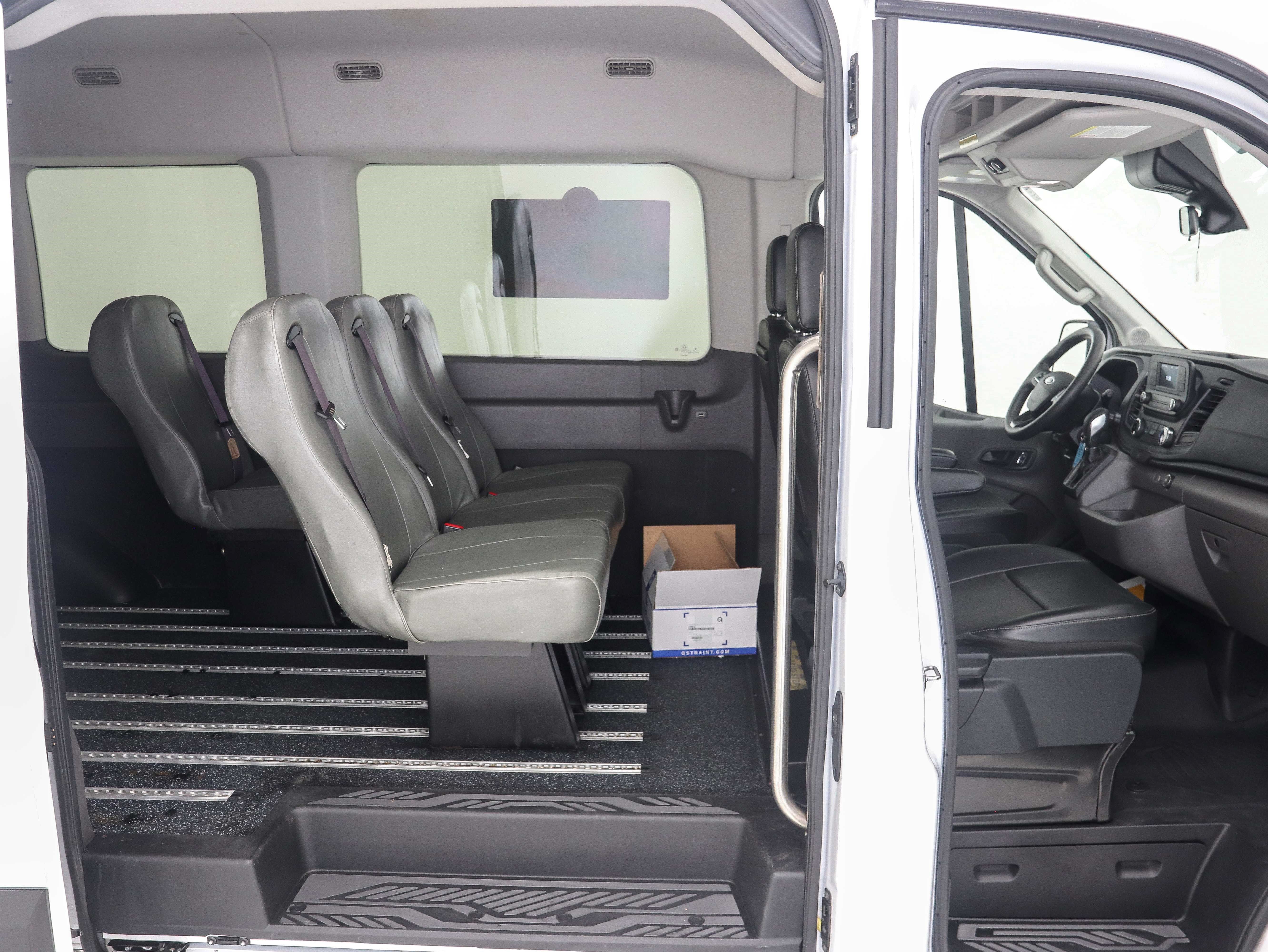 Used 2023 Ford Transit 350 XL RWD image 19