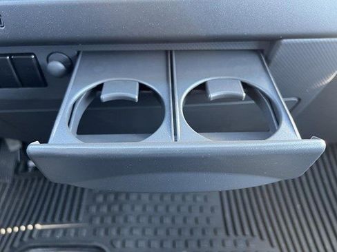 Used 2024 Chevrolet Low Cab Forward image 30