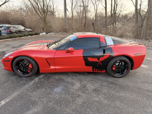 Used 2005 Chevrolet Corvette Coupe w/ Preferred Equipment Group image 6