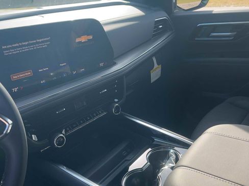New 2026 Chevrolet Suburban LS AWD/4WD image 22