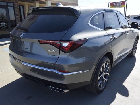 Used 2024 Acura MDX SH-AWD w/ Technology Package image 5