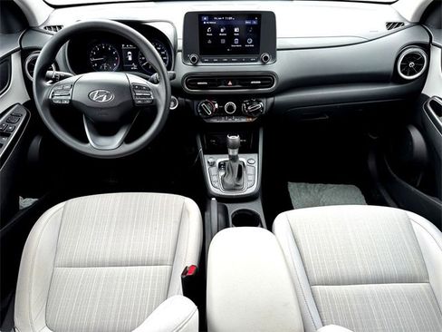 Used 2023 Hyundai Kona SEL image 28