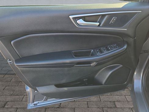 Certified 2022 Ford Edge SEL w/ Convenience Package image 10