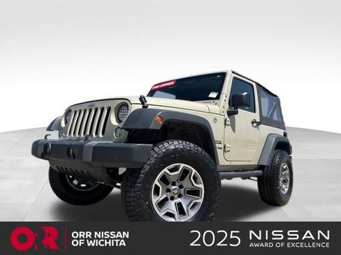 Used 2018 Jeep Wrangler Sport w/ Connectivity Group AWD/4WD image 1