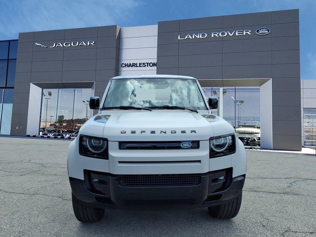 New 2026 Land Rover Defender 110 X-Dynamic SE AWD/4WD image 8
