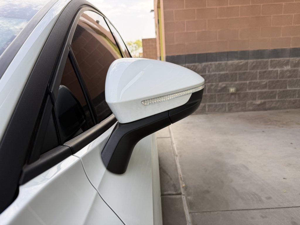 Used 2025 Volkswagen ID.4 Pro RWD image 12