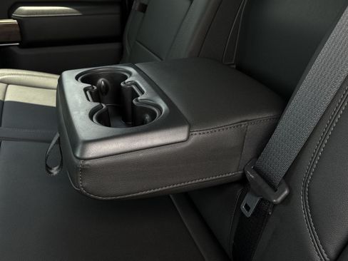 Used 2022 Chevrolet Silverado 1500 RST AWD/4WD image 26