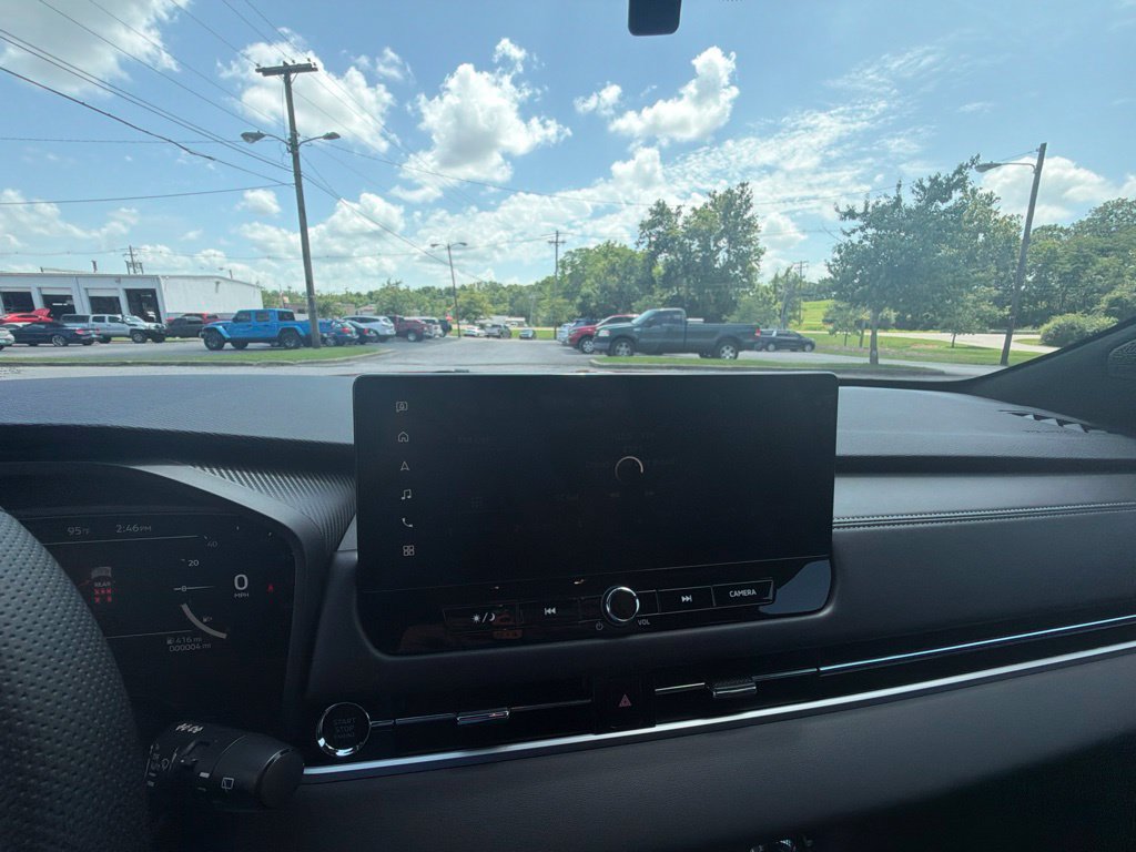 New 2026 Mitsubishi Outlander SEL Black Edition FWD image 10