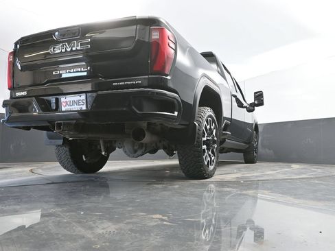 Used 2025 GMC Sierra 2500 Denali Ultimate AWD/4WD image 41