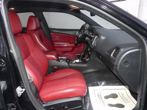 Used 2014 Dodge Charger R/T image 23