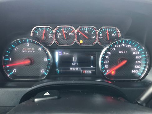 Used 2018 Chevrolet Silverado 1500 LT w/ All Star Edition AWD/4WD image 31