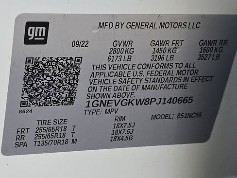 Used 2023 Chevrolet Traverse LT image 32