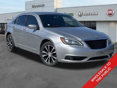 Used 2013 Chrysler 200 Touring w/ S Exterior Appearance Pkg