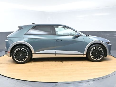 Used 2022 Hyundai Ioniq 5 Limited image 8