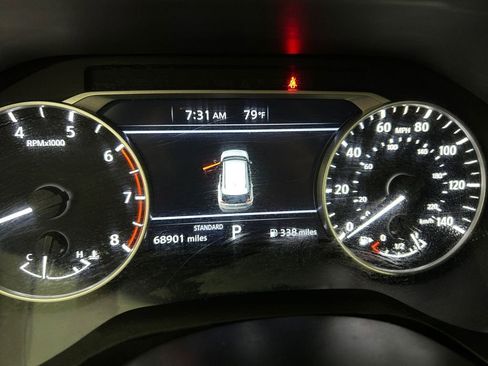 Used 2022 Nissan Rogue SV FWD image 10