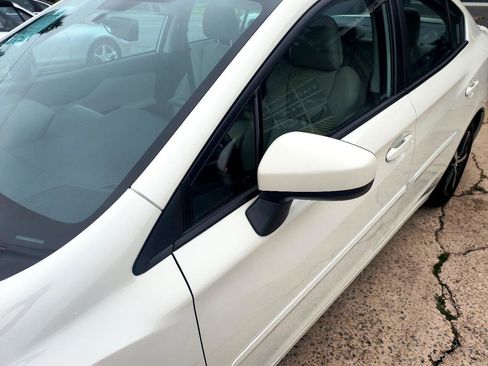 Used 2022 Subaru Impreza 2.0i Premium image 32