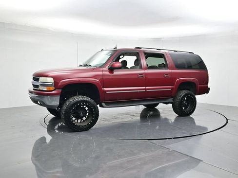 Used 2004 Chevrolet Suburban LT w/ Preferred Equipment Group RWD image 5