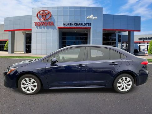 Used 2020 Toyota Corolla LE FWD image 8
