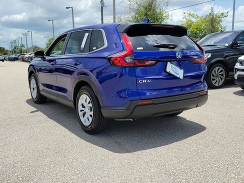 Used 2025 Honda CR-V LX image 4