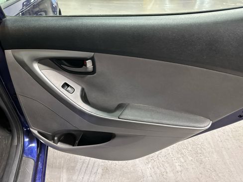 Used 2014 Hyundai Elantra SE w/ Option Group 02 image 20