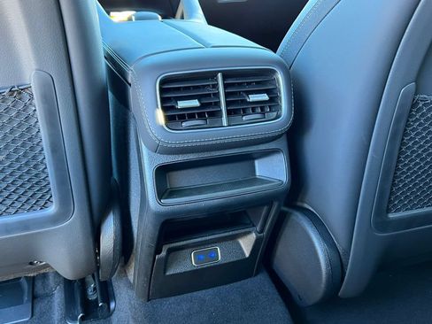 Used 2025 Mercedes-Benz GLE 53 AMG 4MATIC image 40