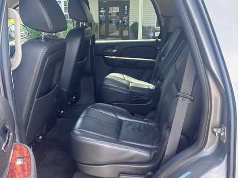 Used 2008 Chevrolet Tahoe LT w/ LT Preferred Equipment Group AWD/4WD image 11