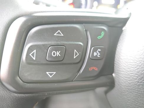 Used 2024 Jeep Wrangler Sport S image 18