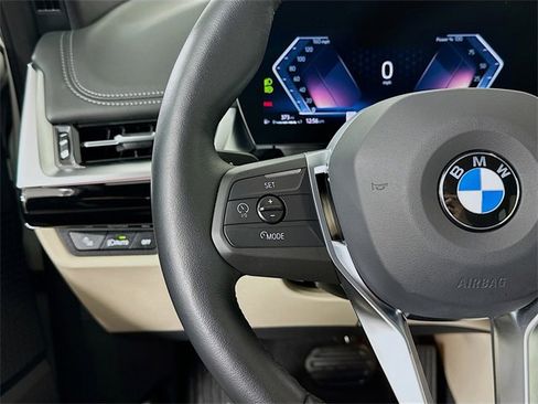 Used 2025 BMW X1 xDrive28i w/ Convenience Package image 8