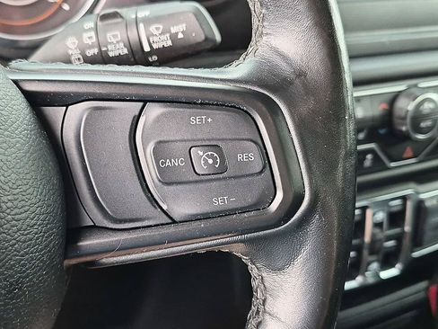 Used 2021 Jeep Wrangler Unlimited Sport AWD/4WD image 18