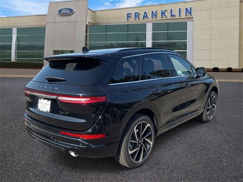 New 2025 Lincoln Corsair Grand Touring image 7