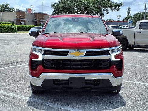 Used 2023 Chevrolet Silverado 1500 LT w/ Protection Package AWD/4WD image 2
