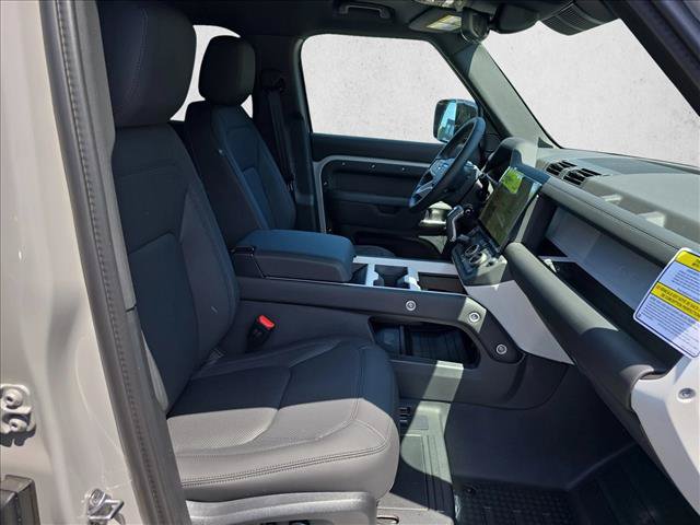 New 2026 Land Rover Defender 110 S AWD/4WD image 10