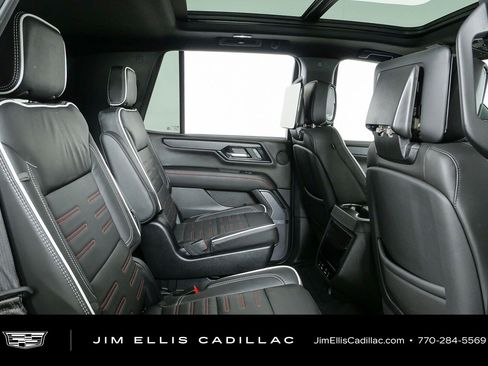 Used 2025 GMC Yukon AT4 Ultimate w/ LPO, Floor Liner Package AWD/4WD image 24