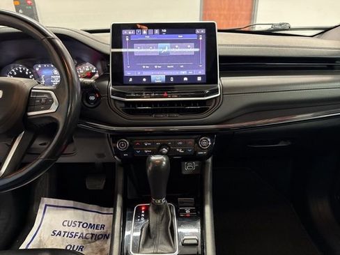 Used 2022 Jeep Compass Altitude w/ Sun and Sound Group image 31