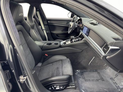 Used 2019 Porsche Panamera GTS AWD/4WD image 16