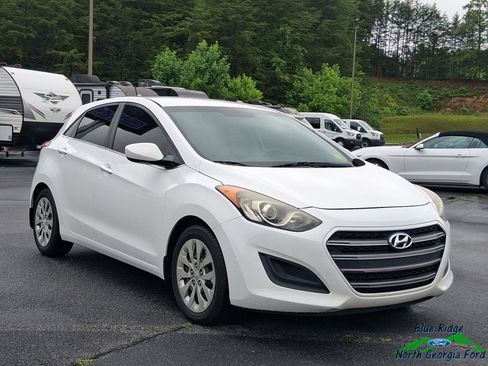 Used 2016 Hyundai Elantra GT FWD image 7