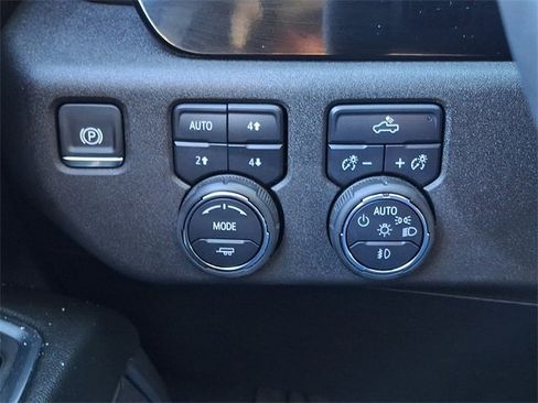 Certified 2024 Chevrolet Silverado 1500 RST image 24