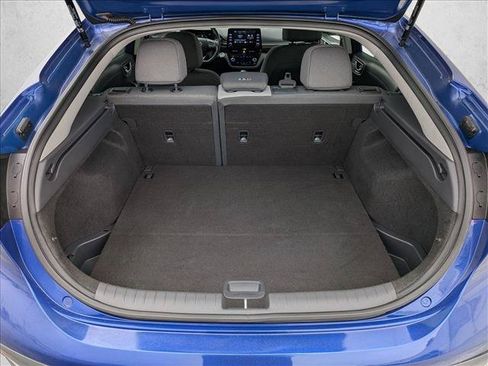 Used 2022 Hyundai Ioniq SE FWD image 6