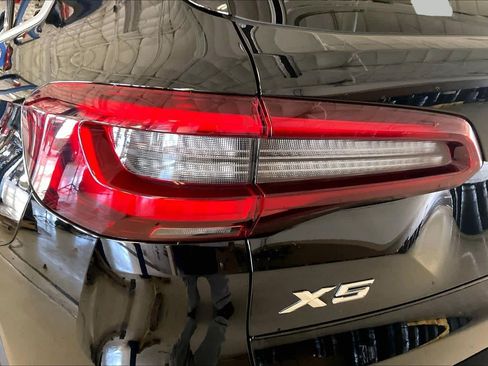 Used 2023 BMW X5 xDrive40i AWD/4WD image 26