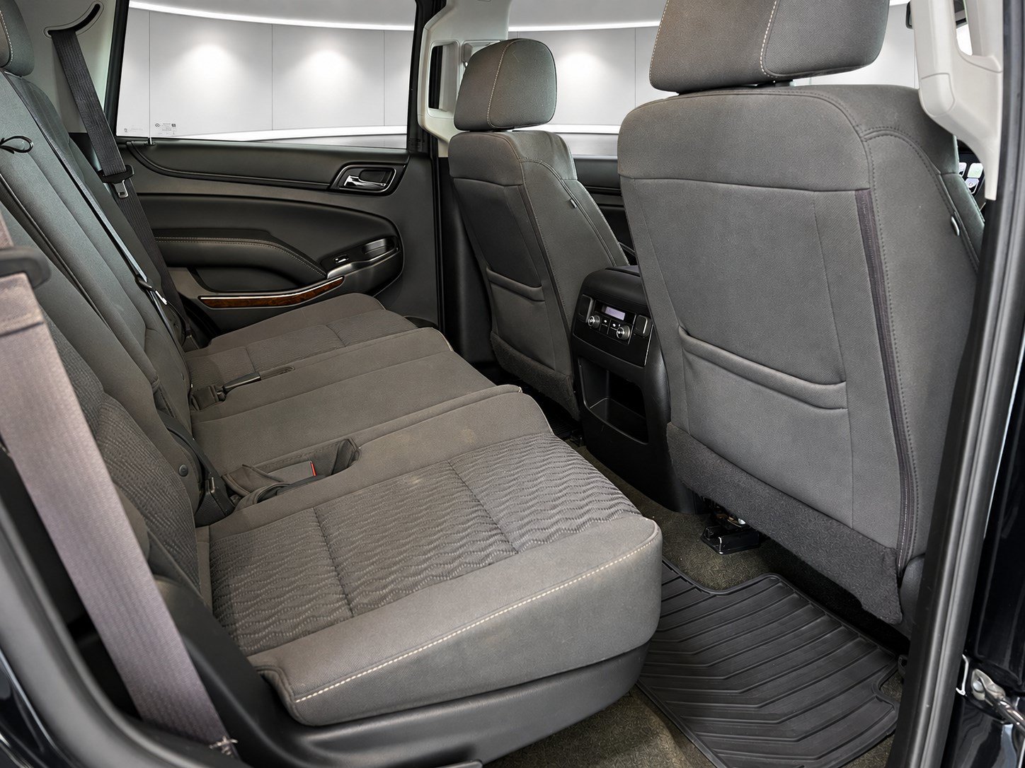 Used 2017 Chevrolet Tahoe LS w/ All-Season Package AWD/4WD image 27