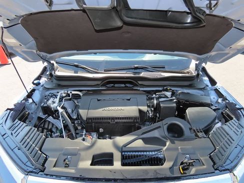 New 2025 Honda Pilot Touring image 10