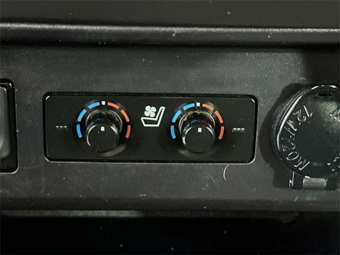 Used 2014 Toyota 4Runner Limited image 20