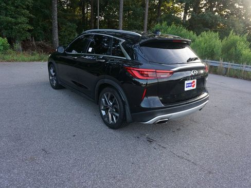 Used 2019 INFINITI QX50 Essential w/ Sensory Package AWD/4WD image 18