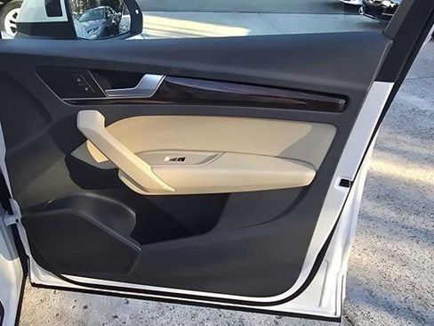 Used 2018 Audi Q5 2.0T Premium Plus w/ Premium Plus Package image 18