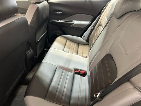 Used 2023 Nissan Kicks SR w/ SR Premium Package FWD image 5