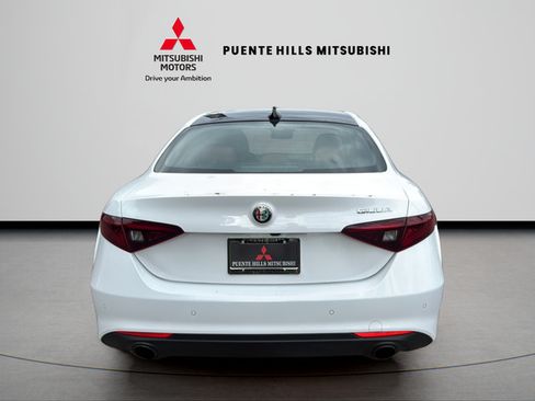 Used 2022 Alfa Romeo Giulia Ti w/ Active Assist Plus Package RWD image 6