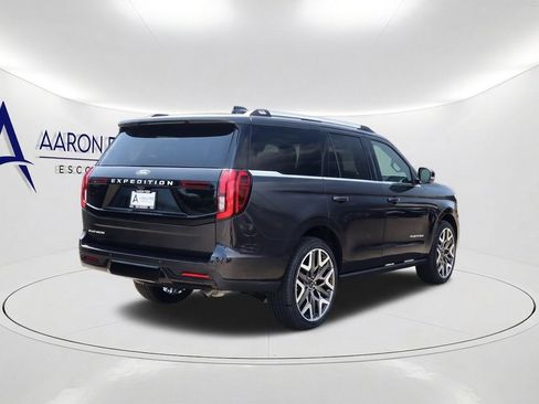 New 2027 Ford Expedition Platinum AWD/4WD image 4